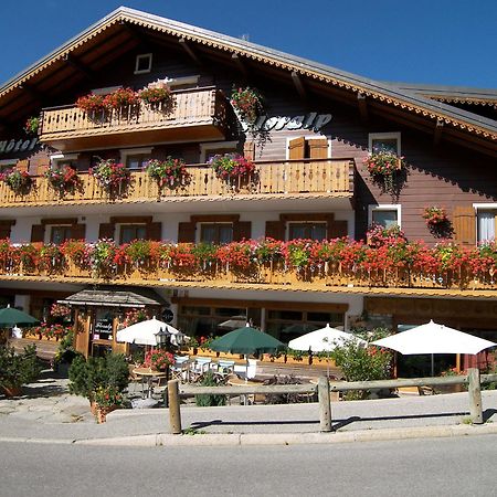 Hotel Floralp La Clusaz Exterior foto