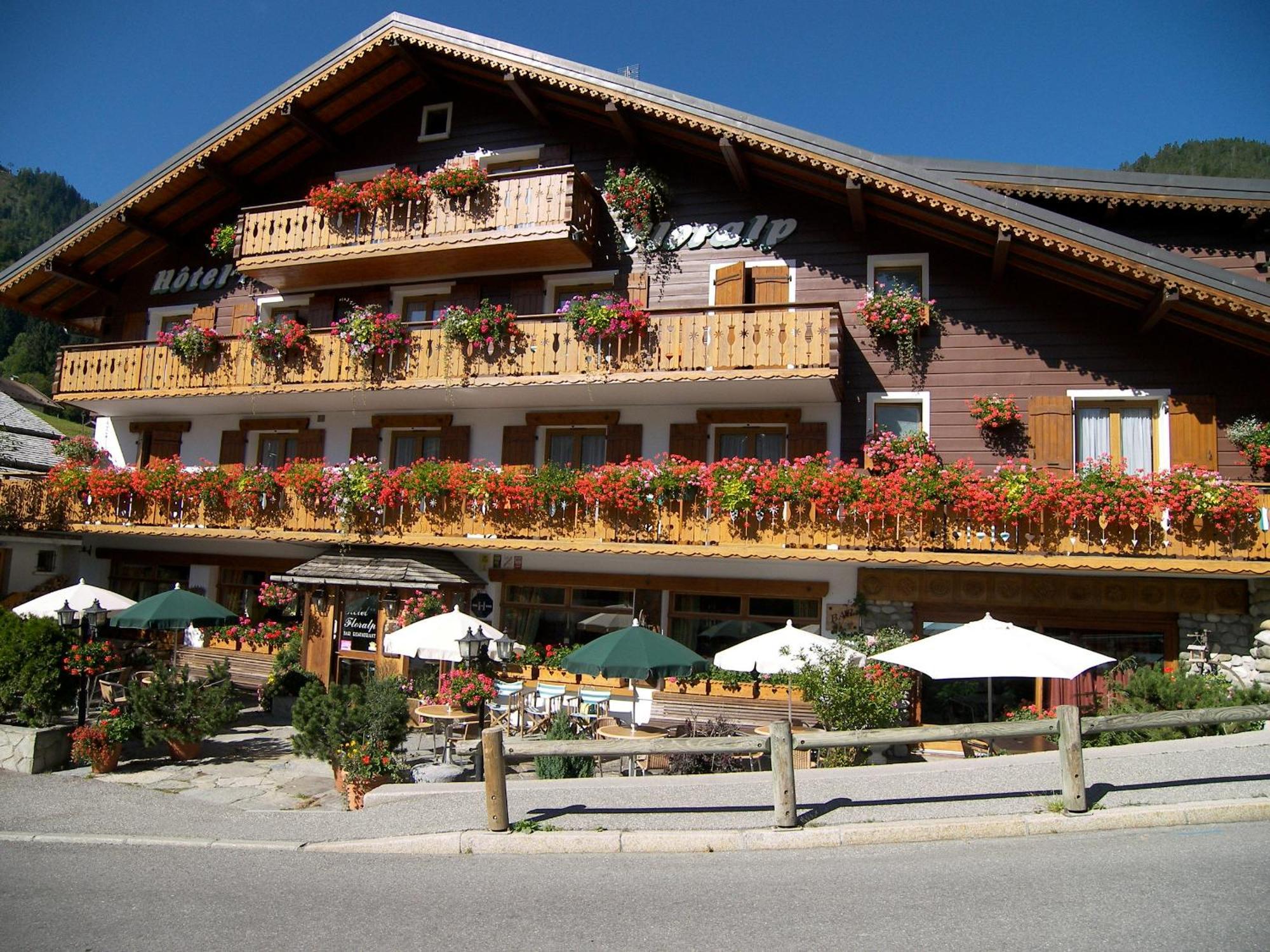 Hotel Floralp La Clusaz Exterior foto